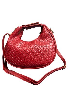 JANE & BERRY RED VEGAN LEATHER WOVEN EMBOSSED CROSSBODY